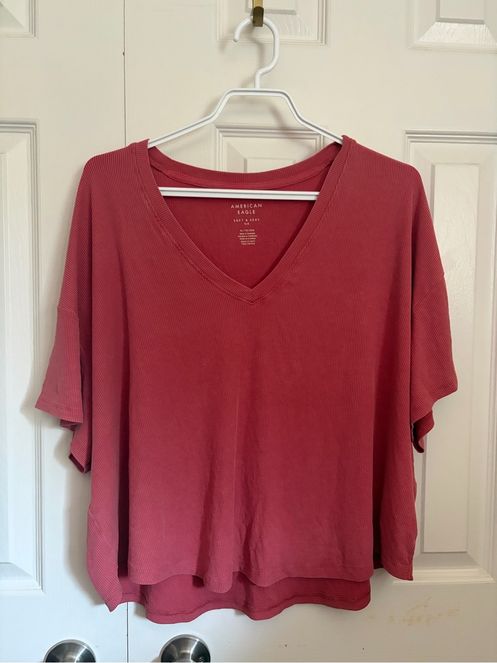 American Eagle Soft & Sexy Rib V-Neck Tee | XL | Rose Pink